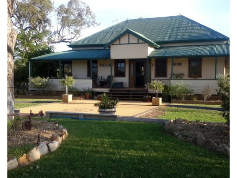 103 Minka Road, Roma QLD 4455