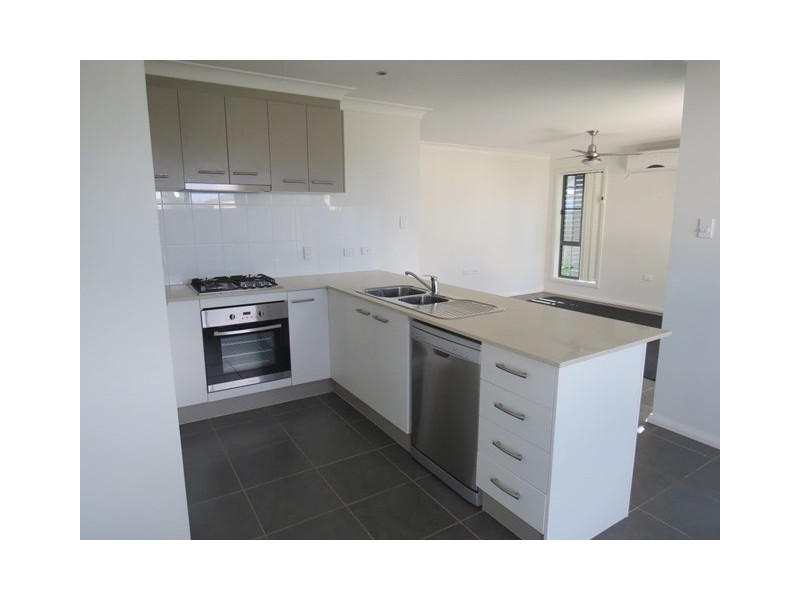 131 Bowen Street, Roma QLD 4455