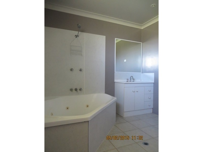 36 Conlan Street, Roma QLD 4455