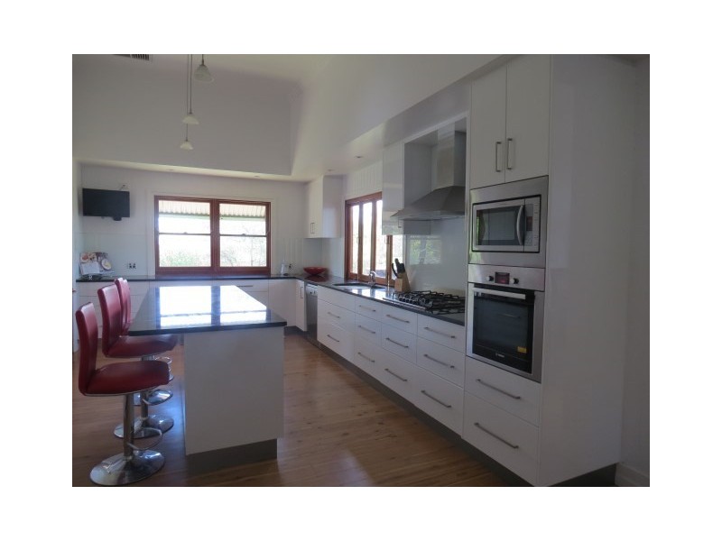 71 Bowen Street, Roma QLD 4455