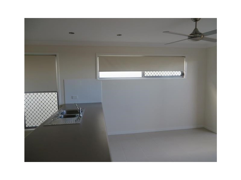 88 Currey Street, Roma QLD 4455