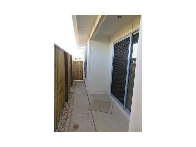 88 Currey Street, Roma QLD 4455