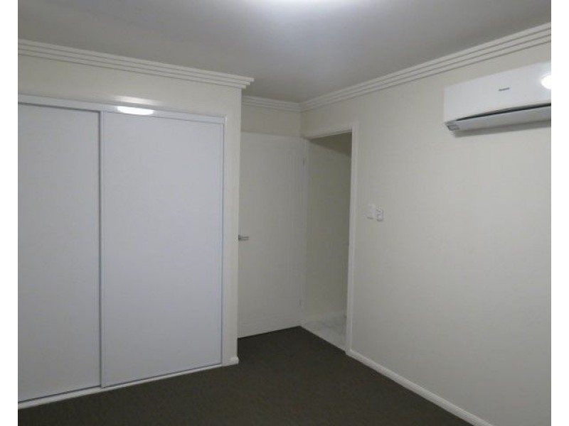 12 Lockyer Crescent, Roma QLD 4455