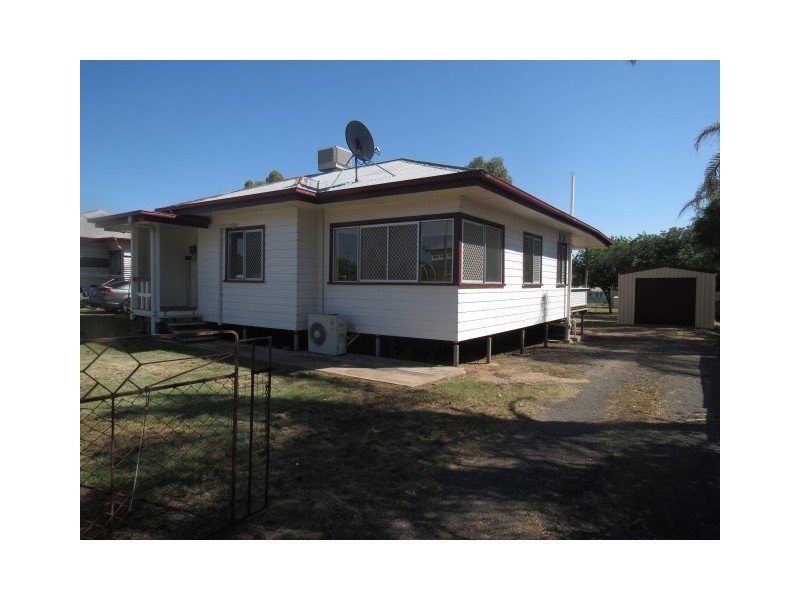 23 Timbury Street, Roma QLD 4455