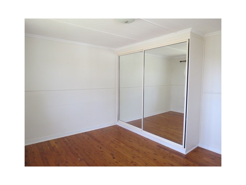128 Currey Street, Roma QLD 4455