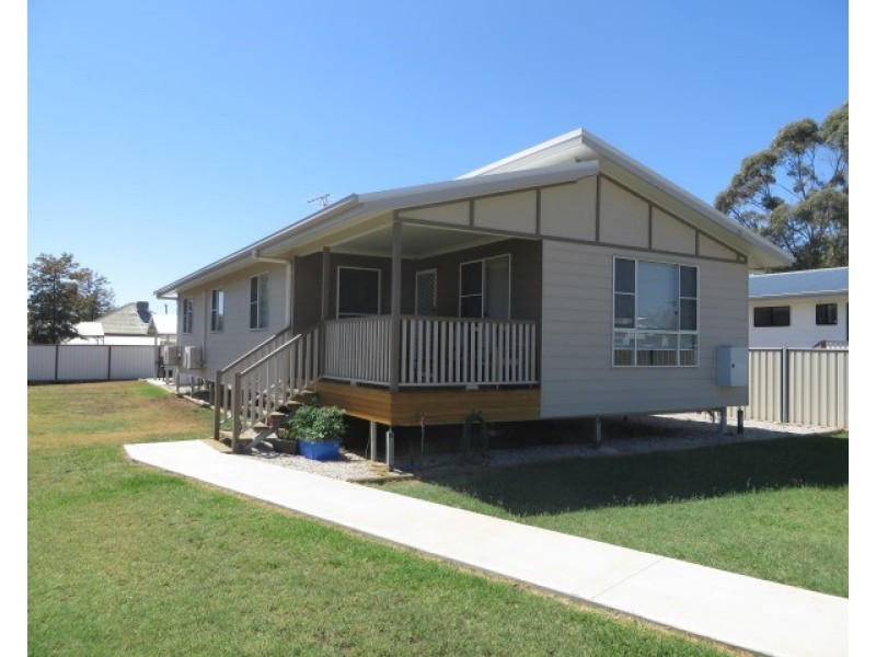 62A and B Hawthorne Street, Roma QLD 4455