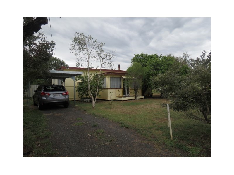 23 Derry Street, Roma QLD 4455