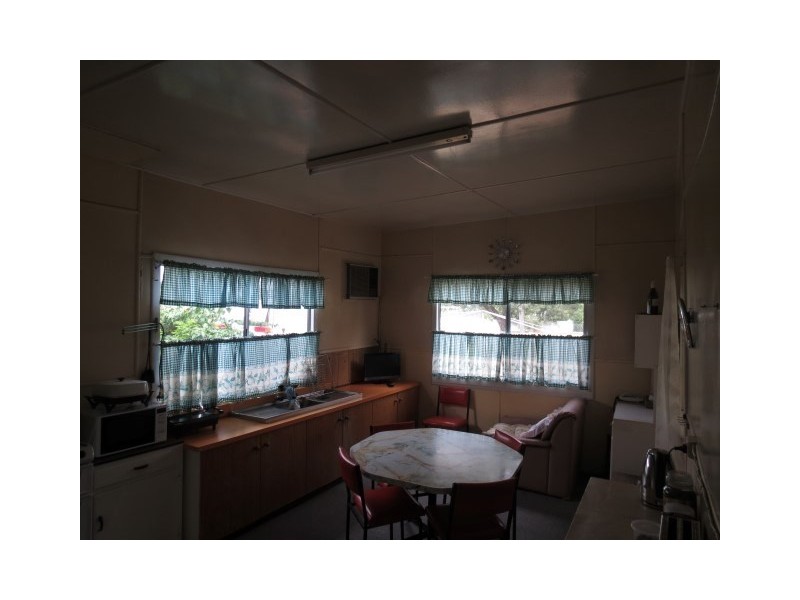 23 Derry Street, Roma QLD 4455