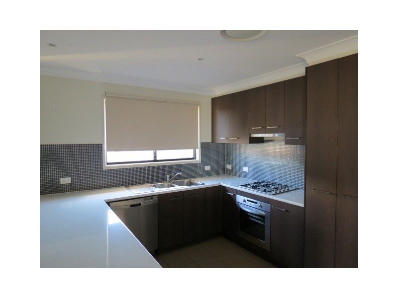 37 Robusta Drive, Roma QLD 4455
