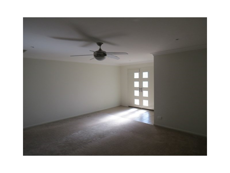 37 Robusta Drive, Roma QLD 4455