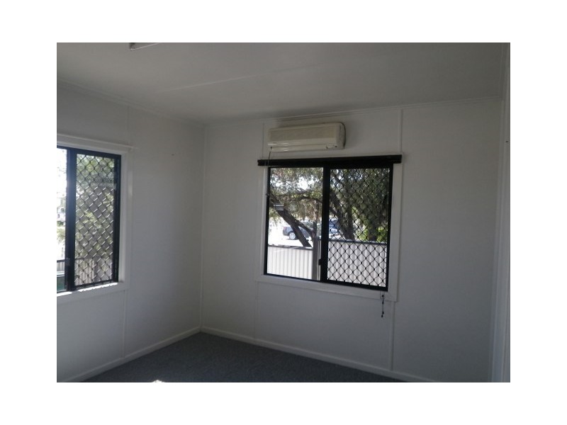 4/26a Queen Street, Roma QLD 4455