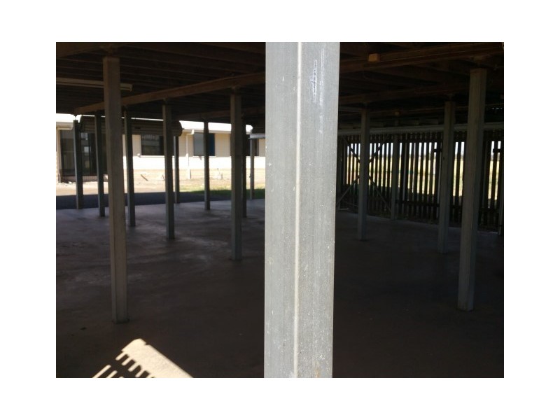 4 Hillside Close, Roma QLD 4455