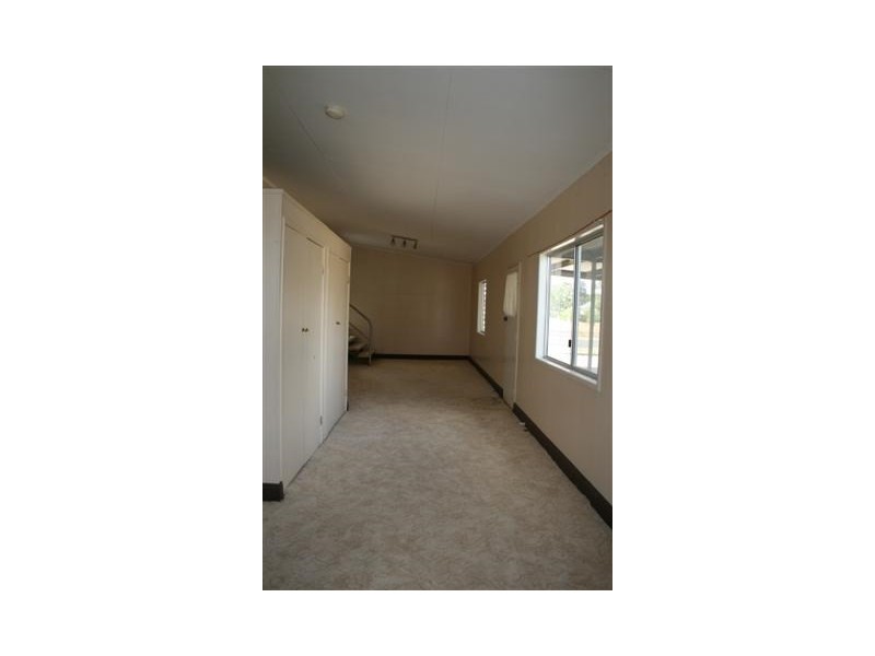 2 Elmer Street, Roma QLD 4455
