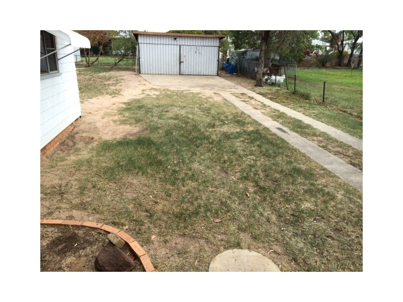 6 Fowles Street, Roma QLD 4455