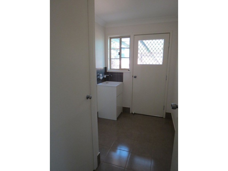 25 Alexander Avenue, Roma QLD 4455