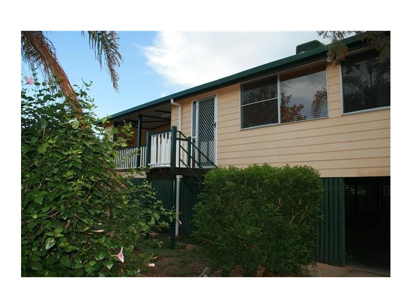 12 Phillip, Roma QLD 4455