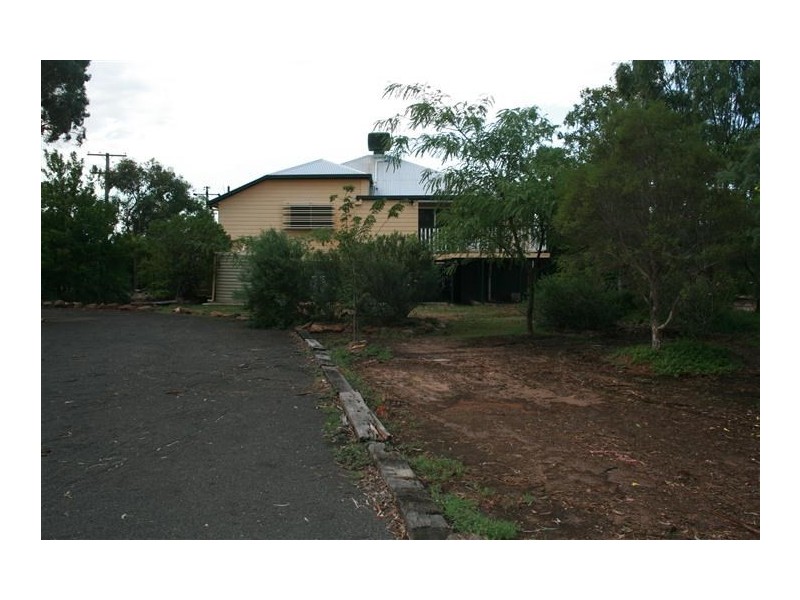 12 Phillip, Roma QLD 4455