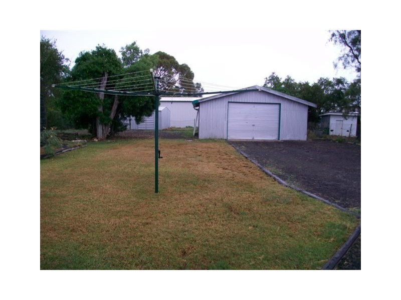 11 McEwan Street, Roma QLD 4455