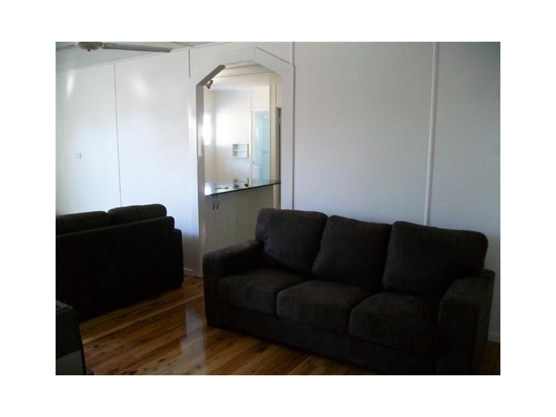 4 Eva Street, Roma QLD 4455