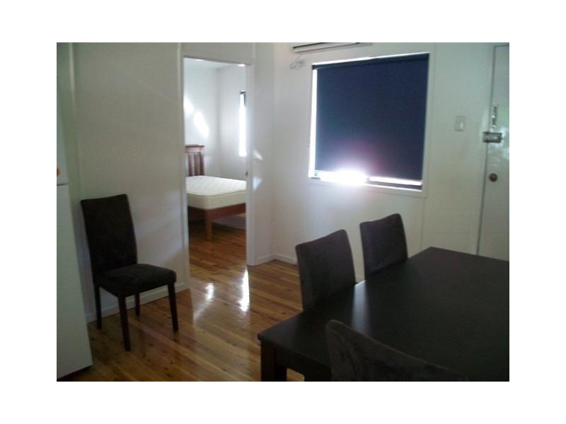 4 Eva Street, Roma QLD 4455