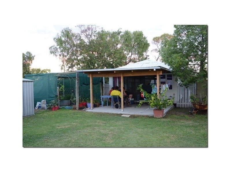 11 Major Street, Roma QLD 4455