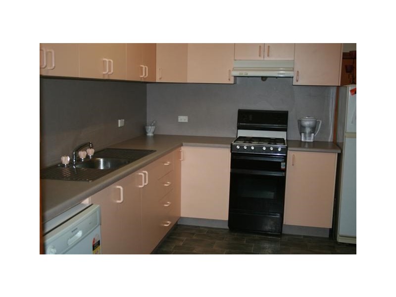 11 Major Street, Roma QLD 4455