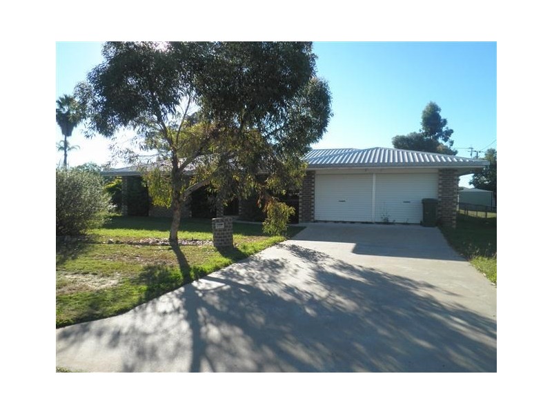 9 Alexander Avenue, Roma QLD 4455