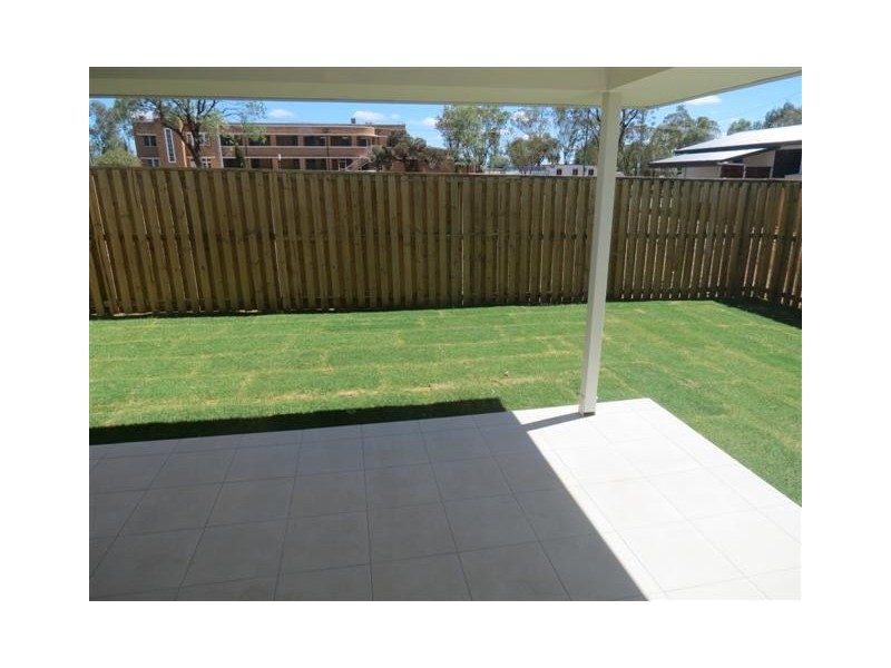 3 Lomandra Avenue, Roma QLD 4455