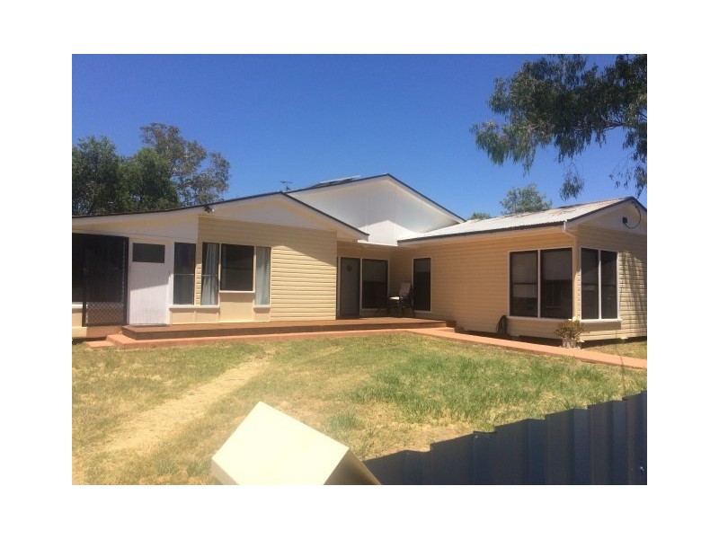 8 Miscamble Street, Roma QLD 4455