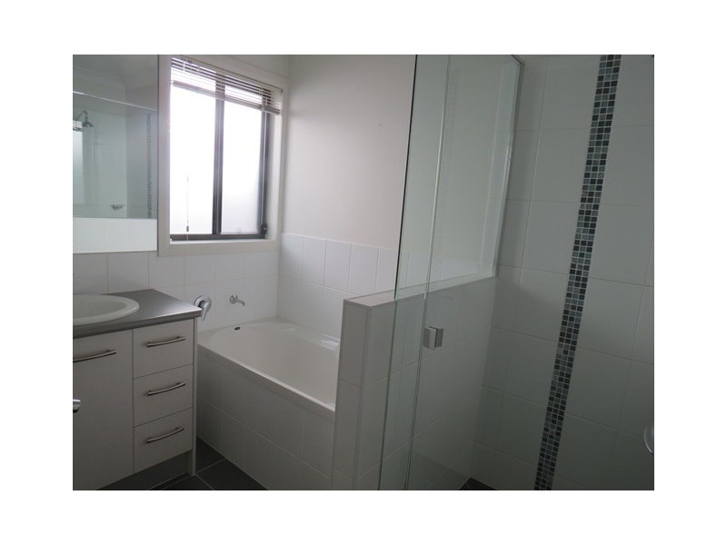 131 Bowen Street, Roma QLD 4455