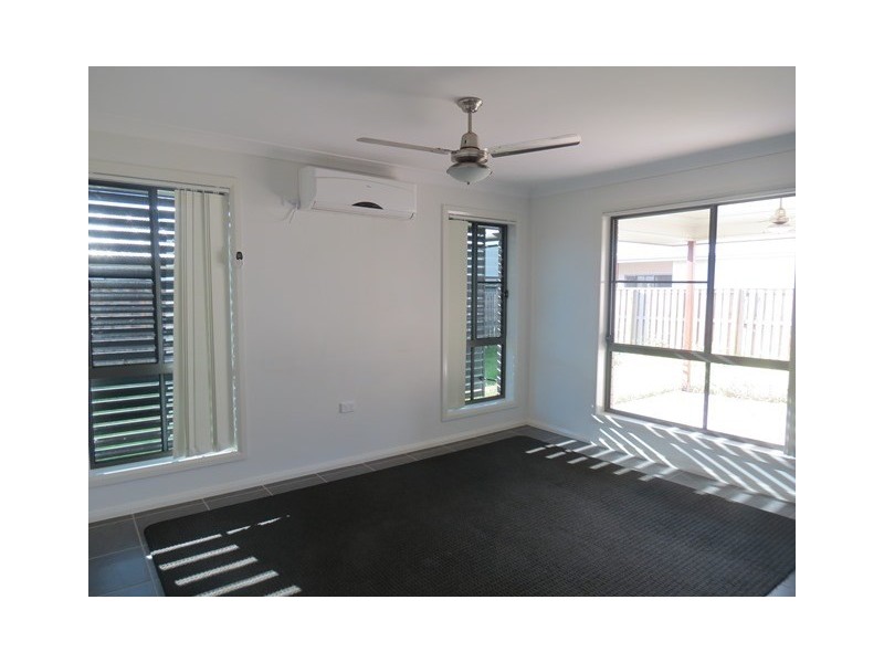 131 Bowen Street, Roma QLD 4455