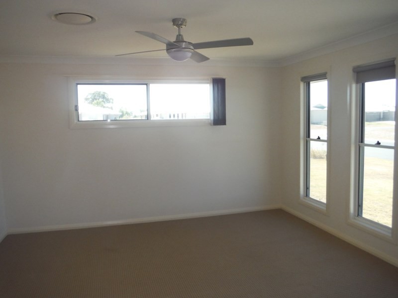 12 Bassett Court, Roma QLD 4455