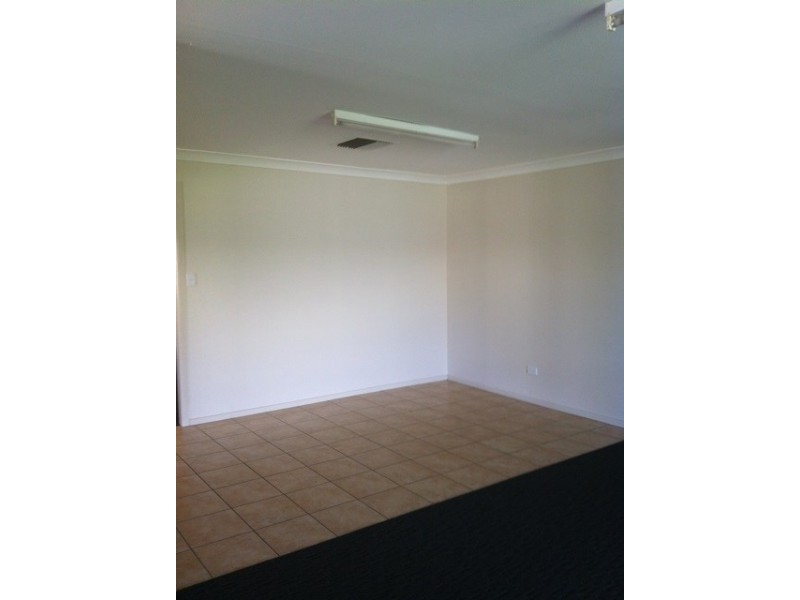16 Marsden Court, Roma QLD 4455
