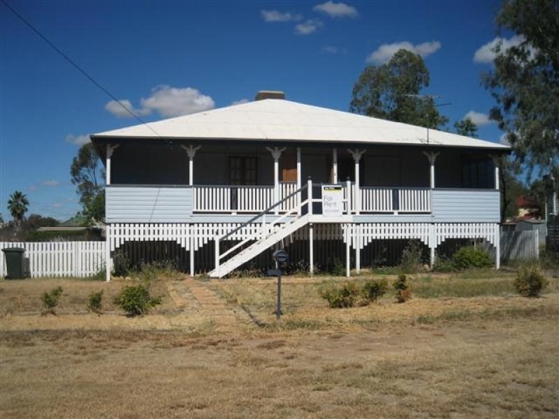8 Mayne Street, Roma QLD 4455
