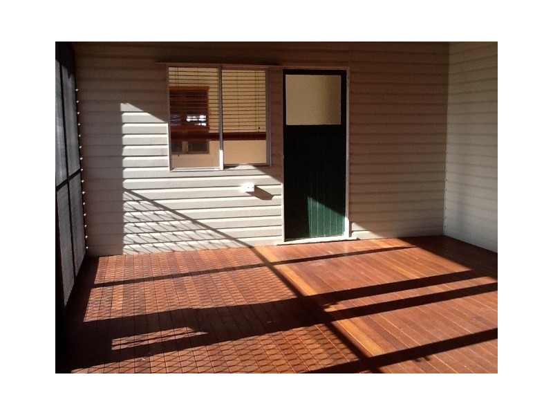 14 McEwan Street, Roma QLD 4455