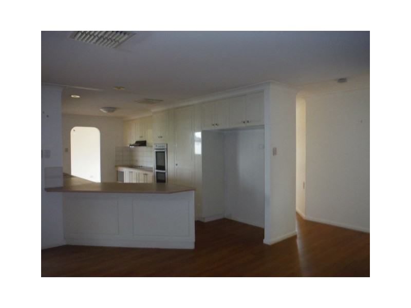 5 Madison Terrace, Roma QLD 4455