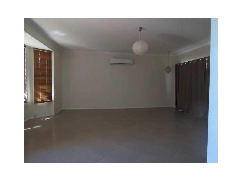 12 Marsden Court, Roma QLD 4455