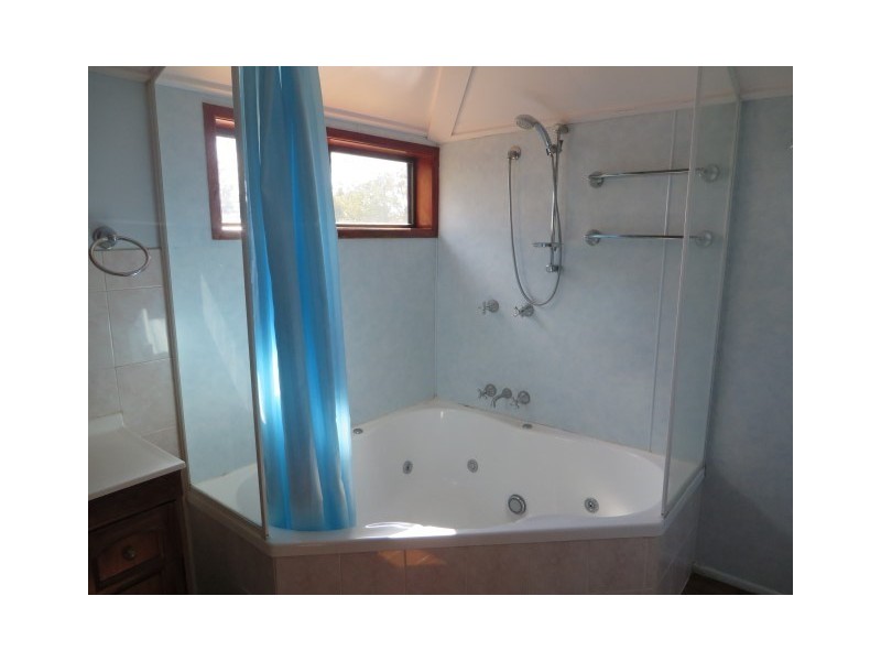 109 Charles Street, Roma QLD 4455