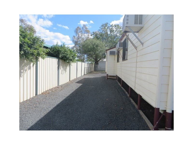 109 Charles Street, Roma QLD 4455