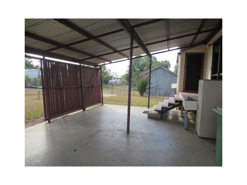 109 Charles Street, Roma QLD 4455