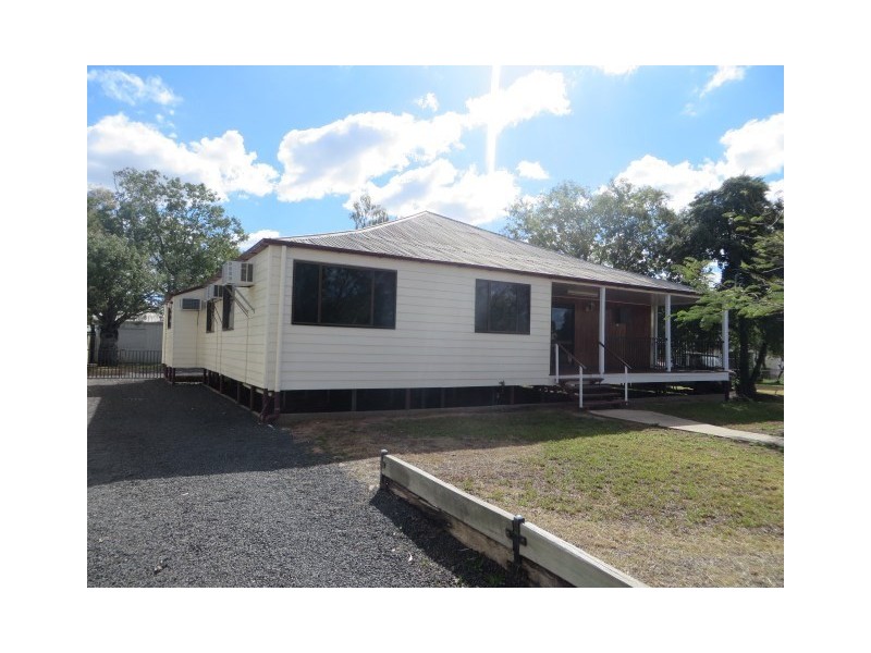 109 Charles Street, Roma QLD 4455