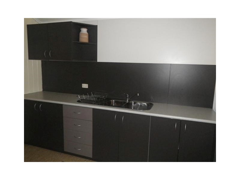 114 Northern Road, Roma QLD 4455