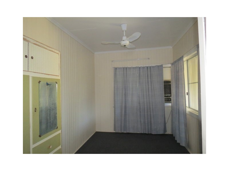 38 Twine Street, Roma QLD 4455