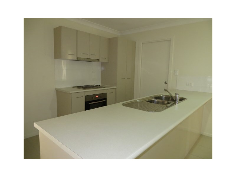 18 Courtney Street, Roma QLD 4455