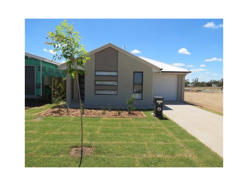 78 Currey Street, Roma QLD 4455