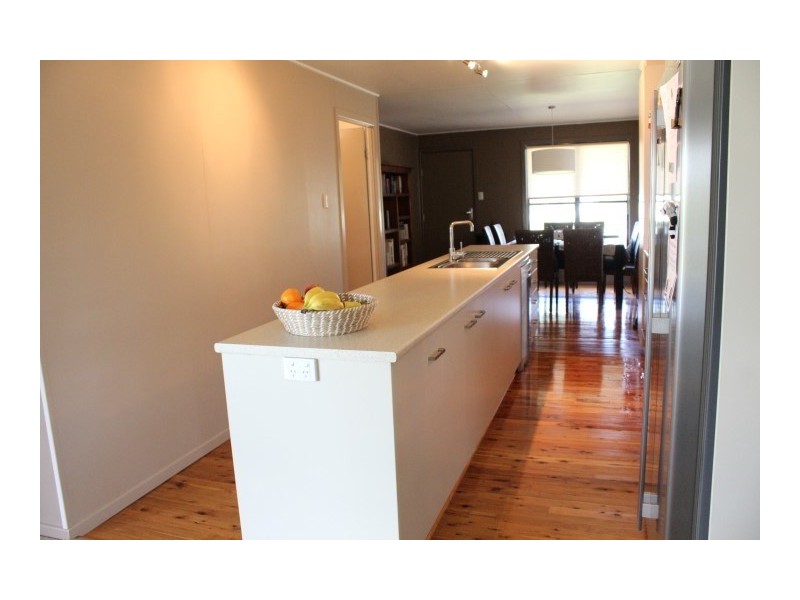 1 Elmer Street, Roma QLD 4455
