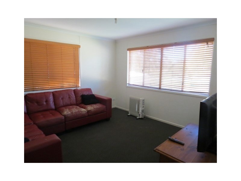 39 Northern Road, Roma QLD 4455