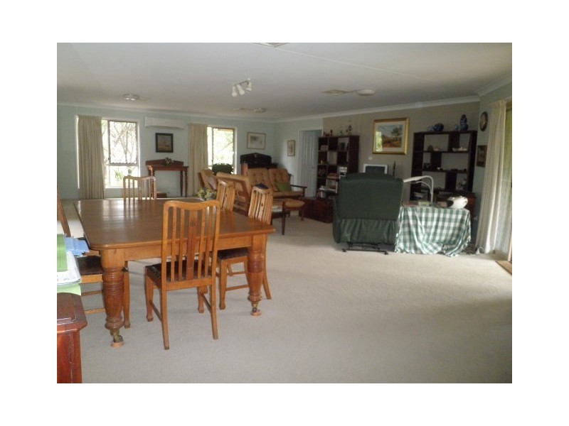 8-10 Elanora Street, Roma QLD 4455