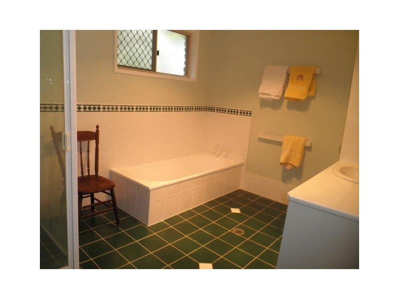 8-10 Elanora Street, Roma QLD 4455