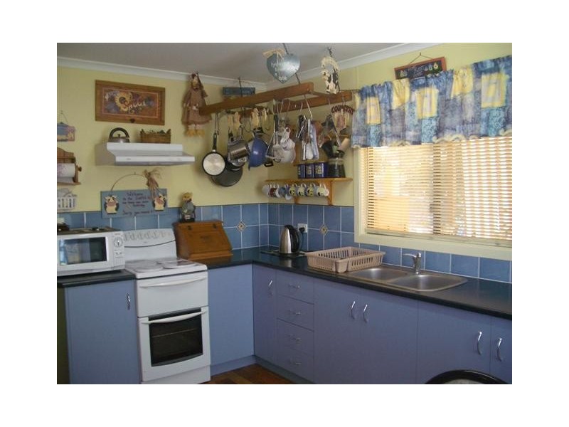 26 Bridge Street, Taroom QLD 4420